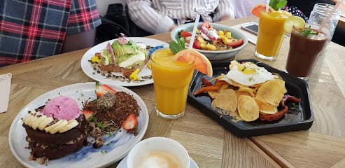 Brunch & Cake