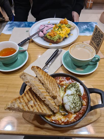 EatMyTrip Brunch & Coffee | Gràcia