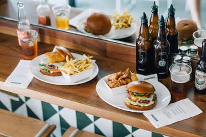 Bacoa Burger Universitat | Hamburguesería en Barcelona